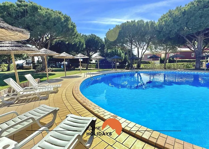 #270 T2 Bicos Flat S By Holidays * Албуфейра