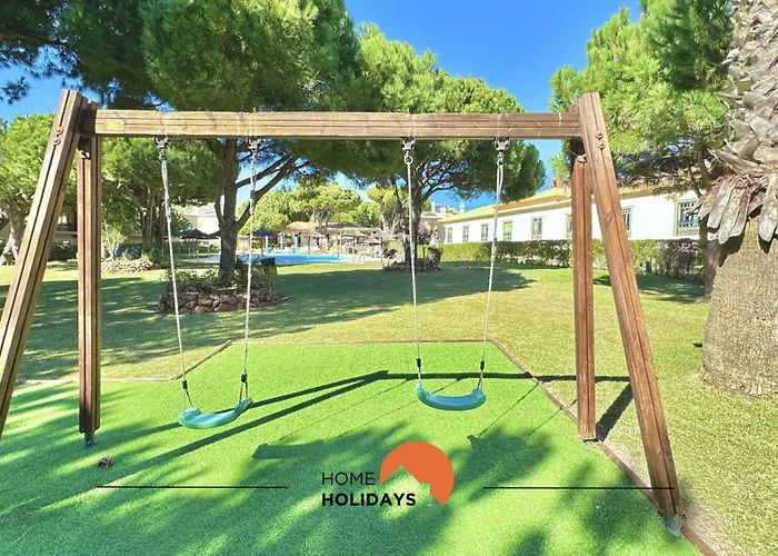 #270 T2 Bicos Flat S By Holidays *