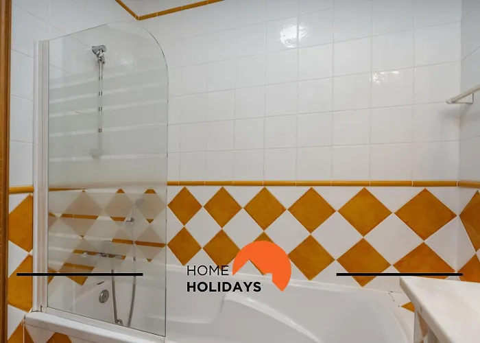 #270 T2 Bicos Flat S By Holidays * Албуфейра