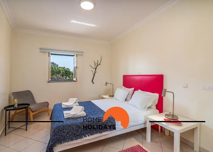 #270 T2 Bicos Flat S By Holidays Апартаменти